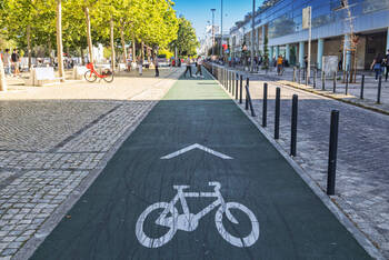 Ein Radweg in Lisboa, Portugal