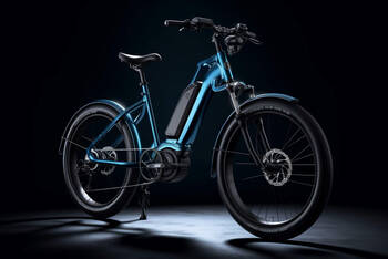 Ein blaues E-Bike