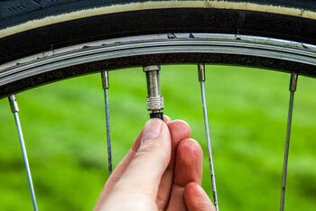 Dunlop Ventil am Fahrradreifen
