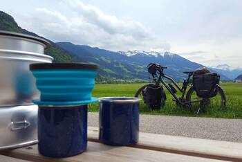 Mit der Packliste Fahrradtour und der Fahrradtour Checkliste entspannt in den nächsten Radurlaub.