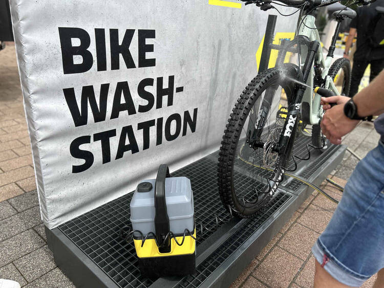 Kärcher Bike Box in Aktion auf der Eurobike 2023