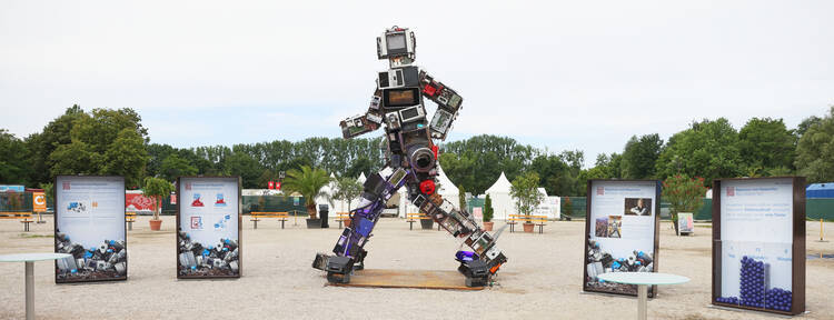 Der WERTGIGANT beim Tollwood-Festival, München