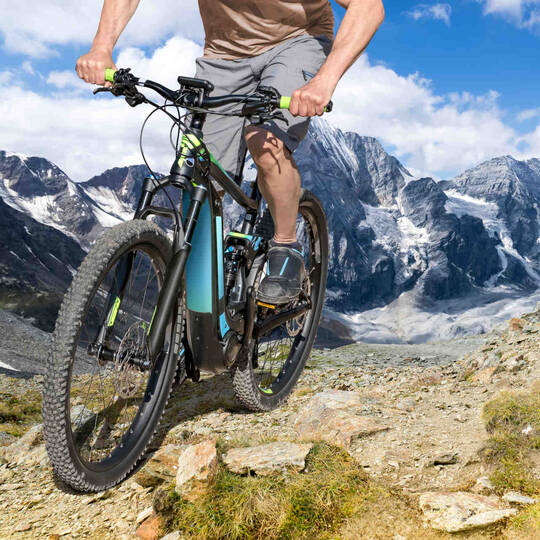 E-Mountainbike in den Alpen