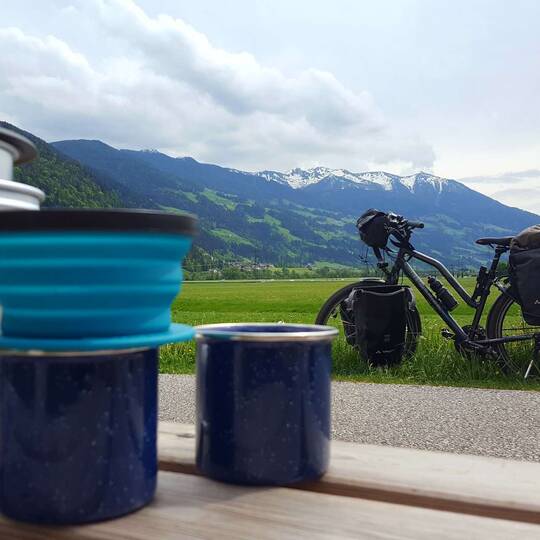 Mit der Packliste Fahrradtour und der Fahrradtour Checkliste entspannt in den nächsten Radurlaub.